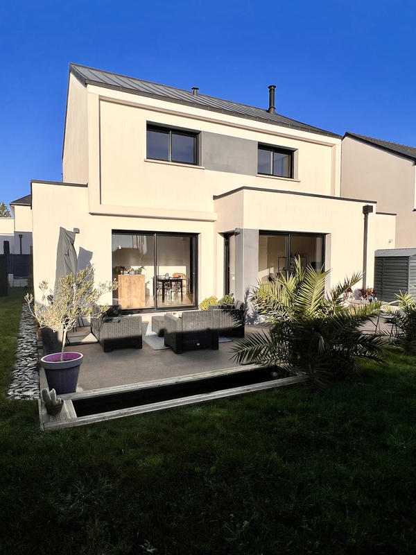 Maison - 100 m² - 5 pièces