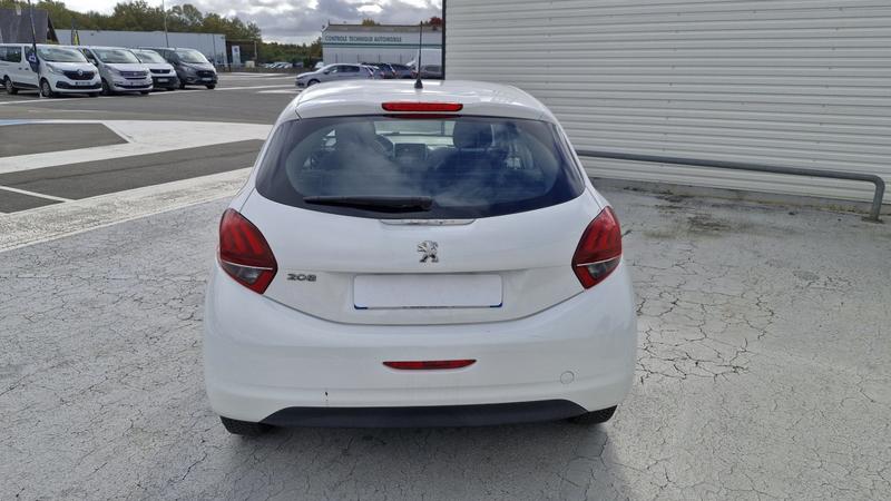 Peugeot 208 affaire BlueHDi 100 Premium