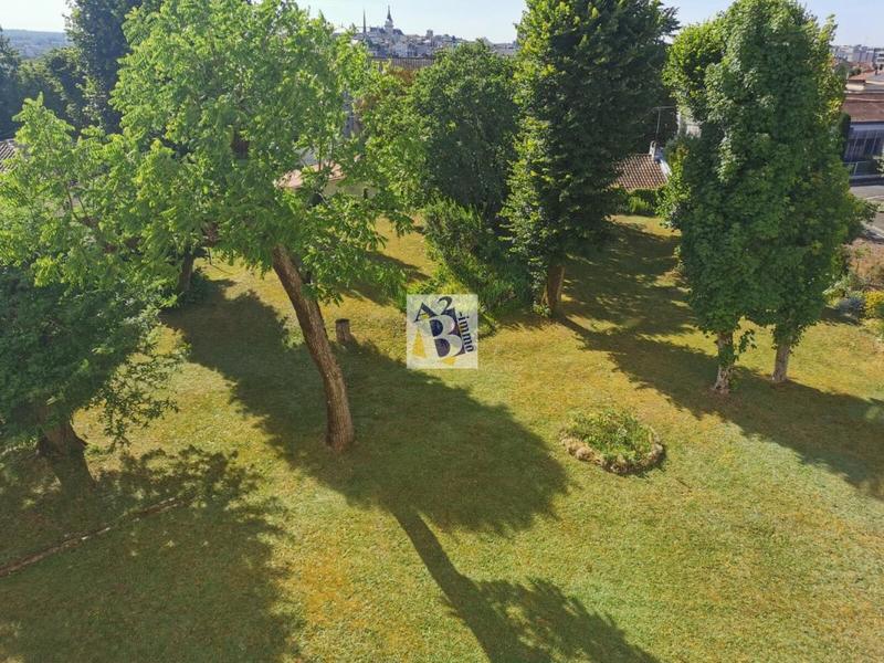 Appartement - 72 m² - 2 pièces