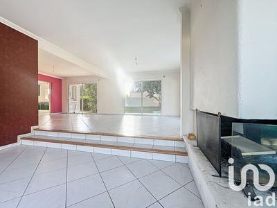 Maison - 184 m² - 7 pièces