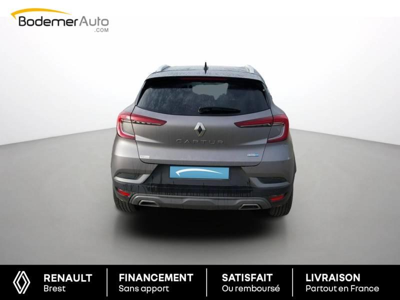 Renault Captur E-Tech 145 - 21 R.S. Line