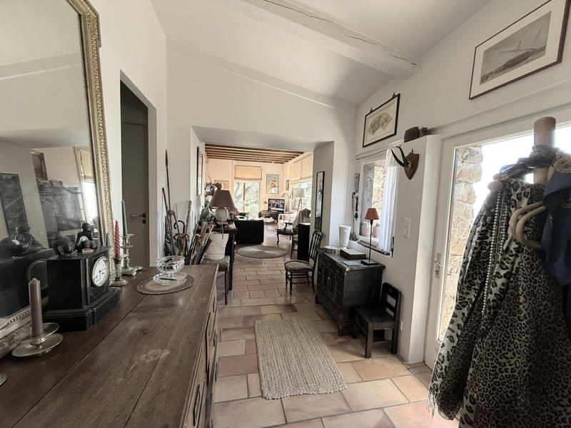 Maison - 180 m² - 6 pièces