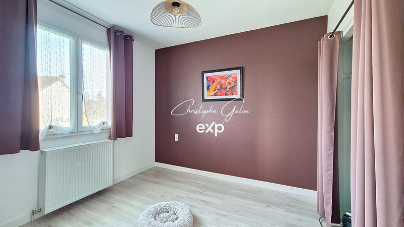 Maison traditionnelle - 82 m² - 4 pièces