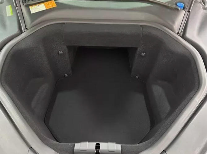 Tesla Model s Performance tva récupérable