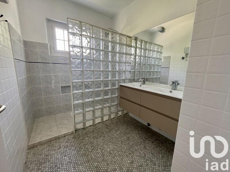 Maison - 191 m² - 6 pièces