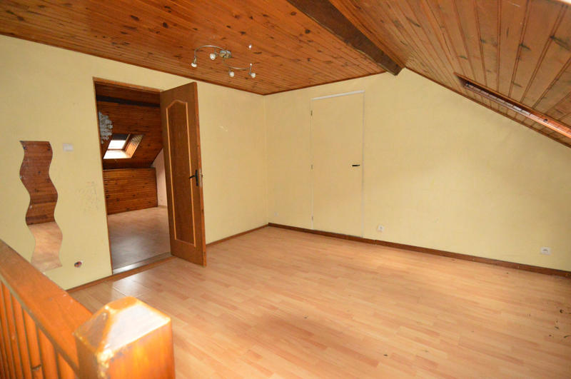 Immeuble - 207 m² - 8 pièces
