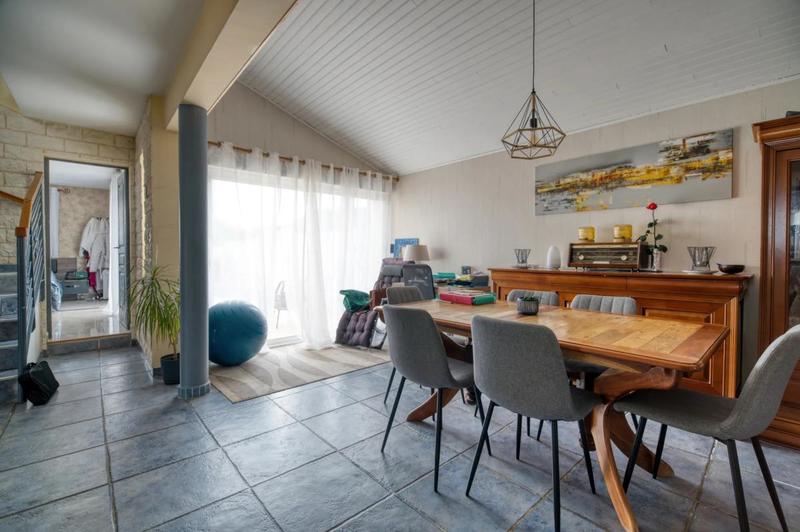 Maison - 140 m² - 6 pièces