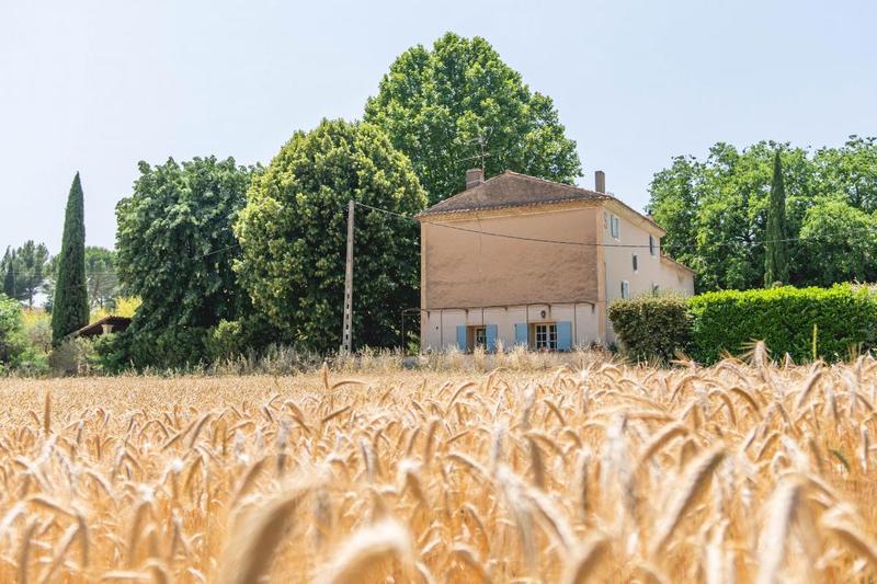 Mas - 445 m² - 10 pièces