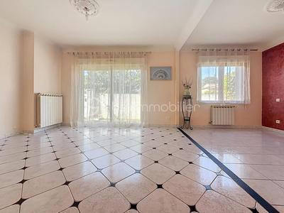 Maison - 80 m² - 3 pièces