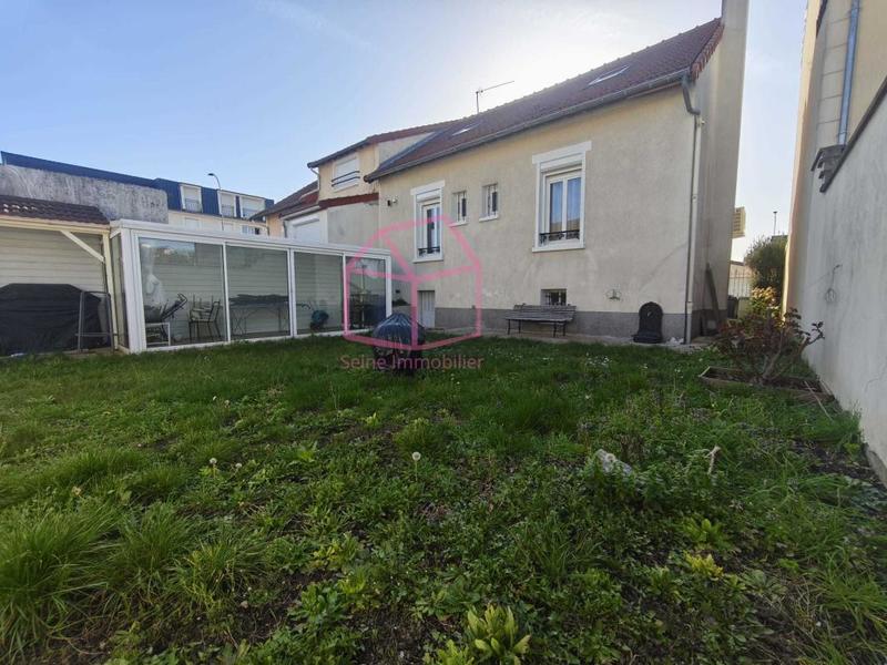 Maison - 115 m² - 4 pièces