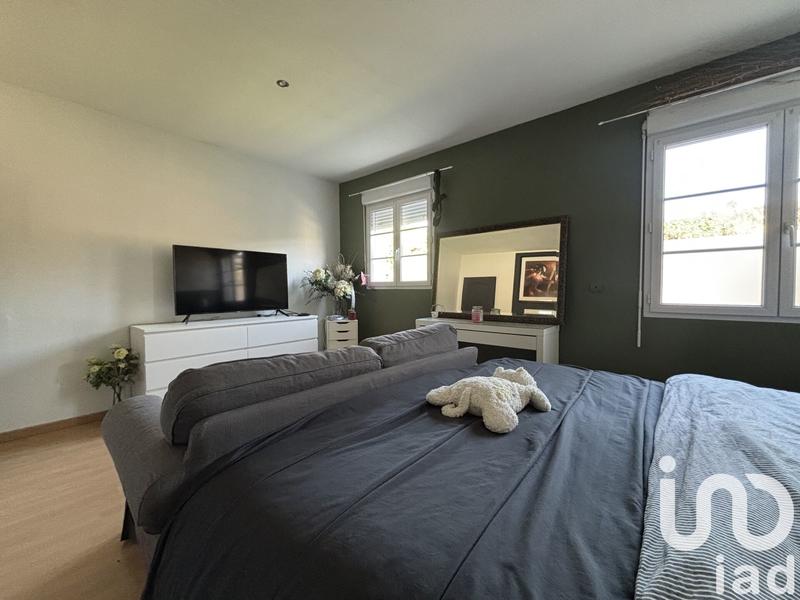 Maison - 249 m² - 8 pièces