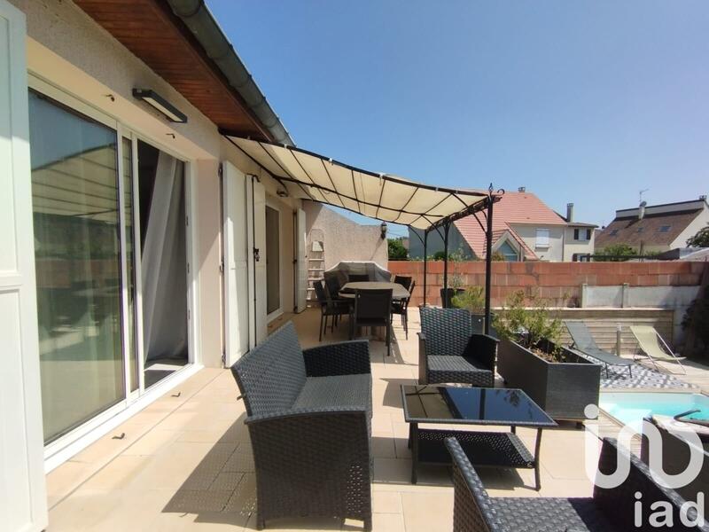 Maison - 155 m² - 7 pièces