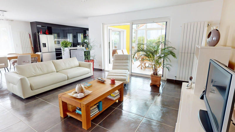 Maison - 144 m² - 4 pièces