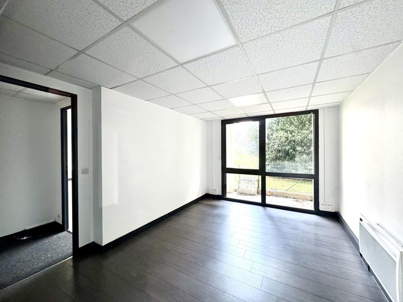 Bureau - 114 m²