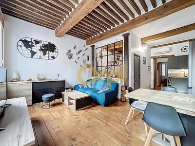 Appartement - 70 m² - 5 pièces