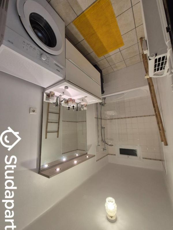 Chambre - 10 m² - 1 pièce