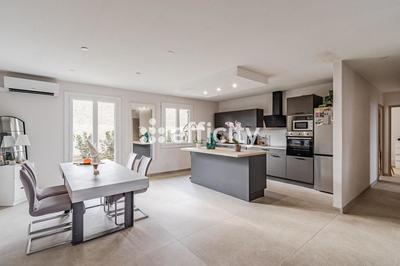 Maison - 114 m² - 4 pièces