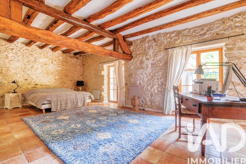 Maison - 432 m² - 18 pièces