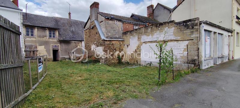 Maison - 260 m² - 12 pièces