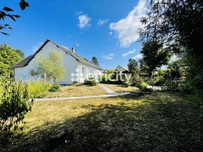 Maison - 228 m² - 9 pièces