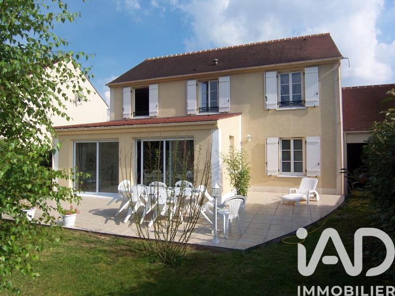 Maison - 142 m² - 6 pièces