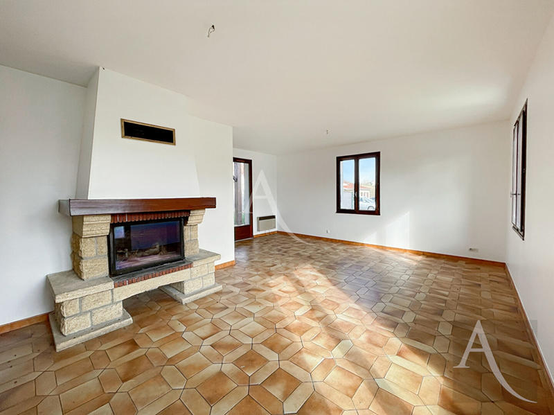 Maison - 80 m² - 3 pièces