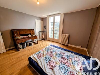 Appartement - 98 m² - 4 pièces