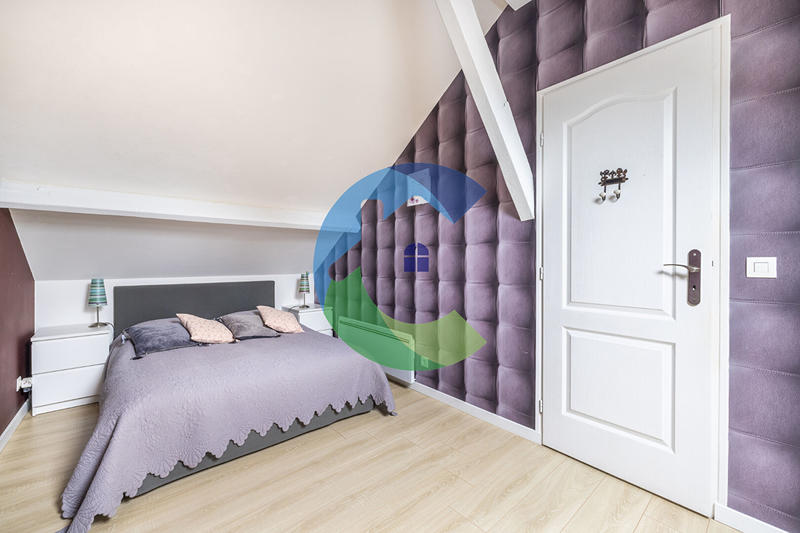 Maison - 175 m² - 7 pièces