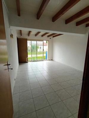 Corps de ferme - 379 m² - 14 pièces