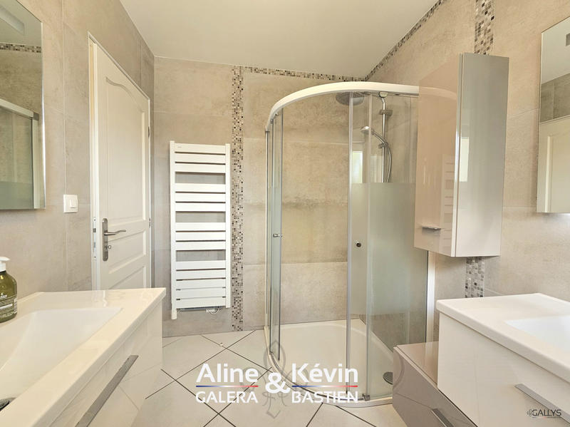 Maison - 190 m² - 7 pièces