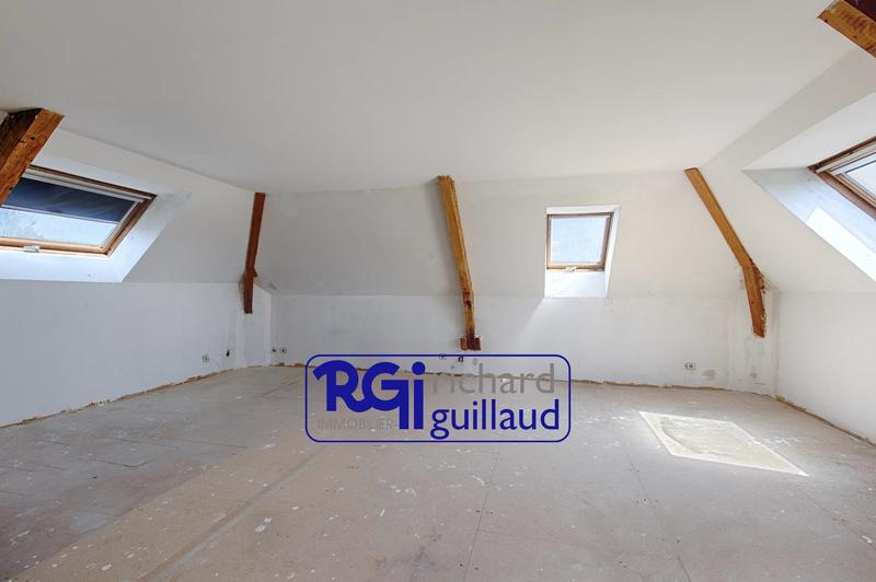 Maison - 141 m² - 6 pièces