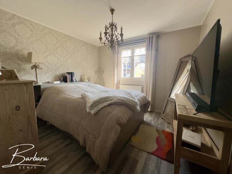 Maison - 102 m² - 5 pièces