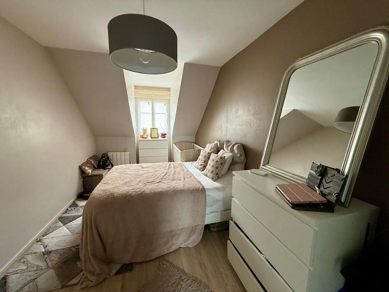 Maison traditionnelle - 103 m² - 5 pièces