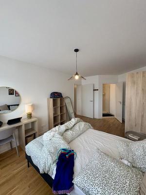 Chambre - 25 m² - 5 pièces