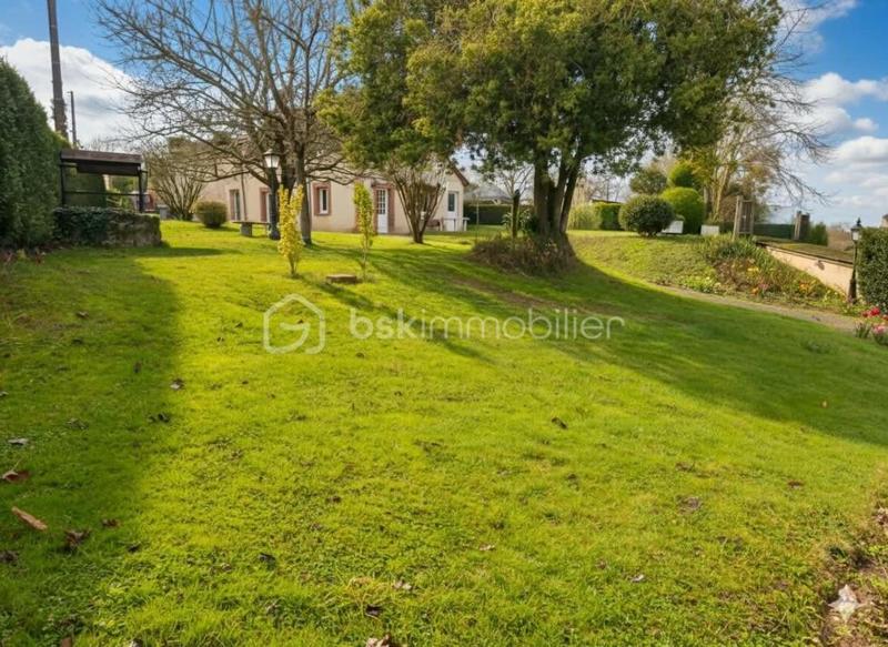 Maison - 102 m² - 4 pièces