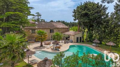 Maison - 430 m² - 14 pièces