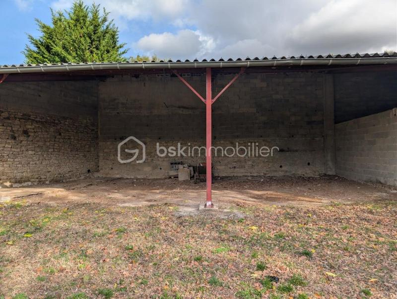 Demeure - 160 m² - 9 pièces