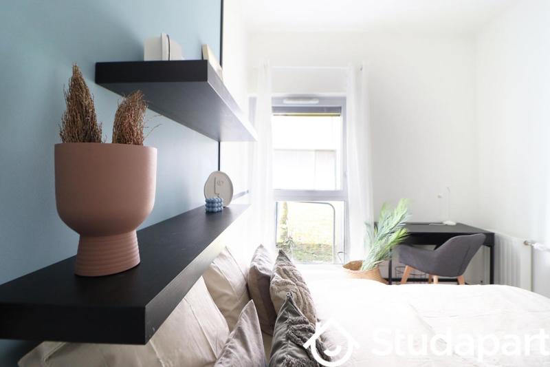 Chambre - 12 m² - 1 pièce