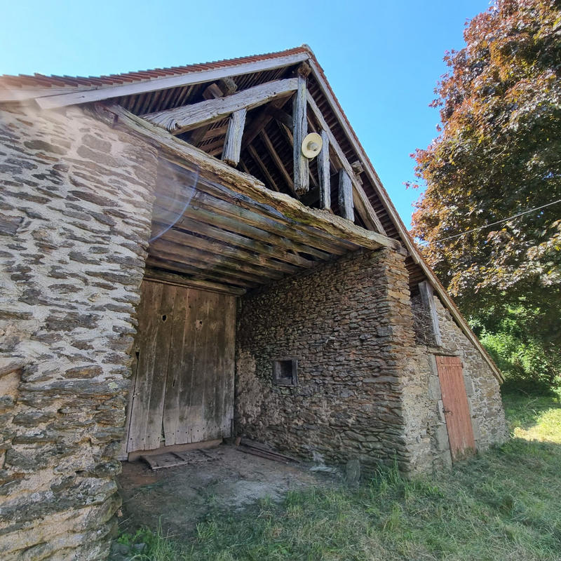 Maison - 96 m² - 3 pièces