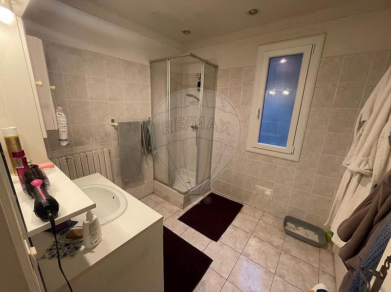 Maison - 152 m² - 6 pièces