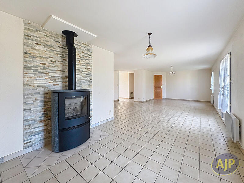 Maison - 105 m² - 5 pièces