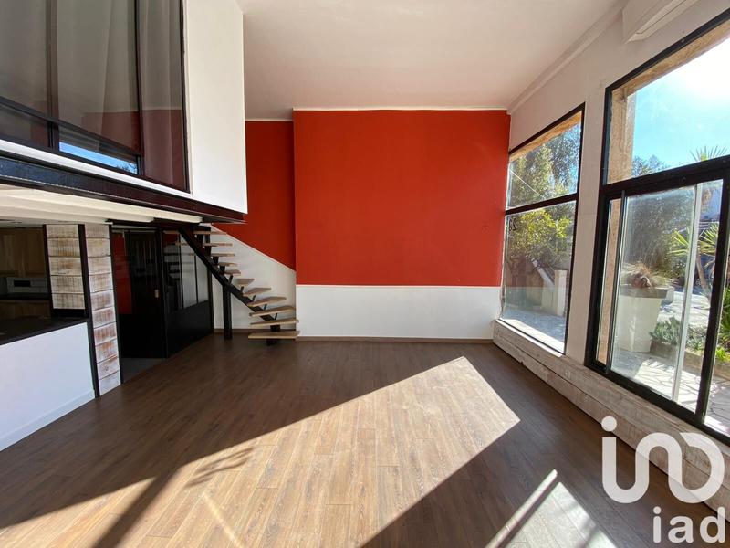 Loft - 104 m² - 3 pièces