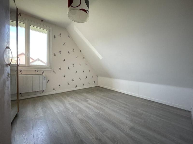 Maison traditionnelle - 140 m² - 8 pièces