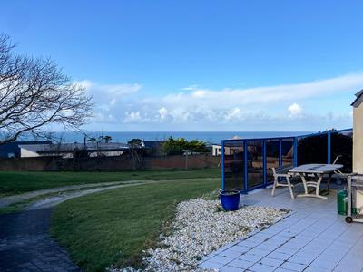 Maison - 192 m² - 8 pièces