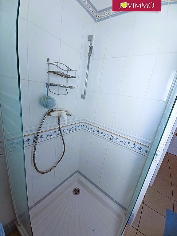 Maison - 210 m² - 9 pièces