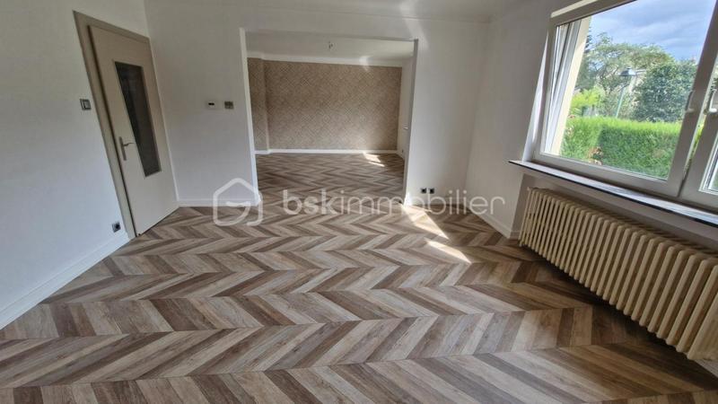 Maison jumelée - 117 m² - 5 pièces