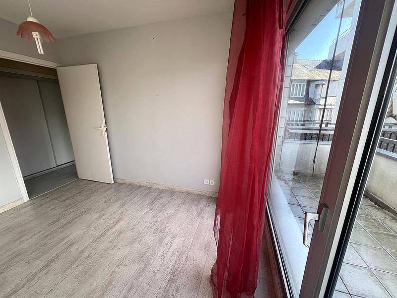 Appartement - 98 m² - 5 pièces