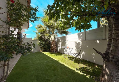 Villa - 165 m² - 6 pièces