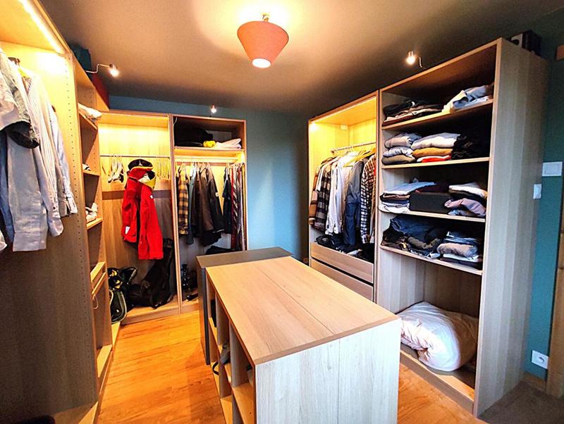 Maison - 275 m² - 8 pièces