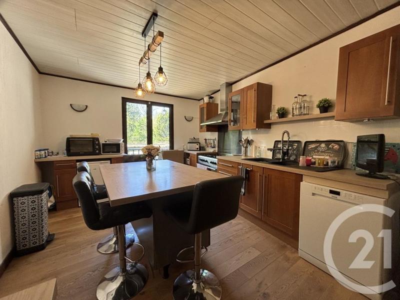 Moulin - 280 m² - 6 pièces